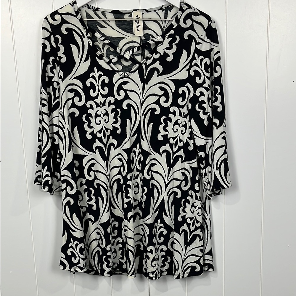 Haptics/Holly Harper Women Tunic S Black/White Floral Print Pullover 3/4 Sleeves